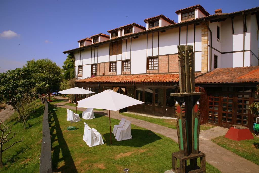 Hotel Colegiata Santillana del Mar Exterior photo